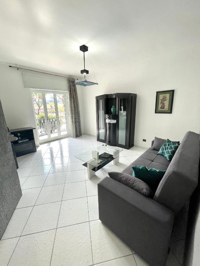 Madras Apartment Сан-Джорджо-а-Кремано Екстер'єр фото